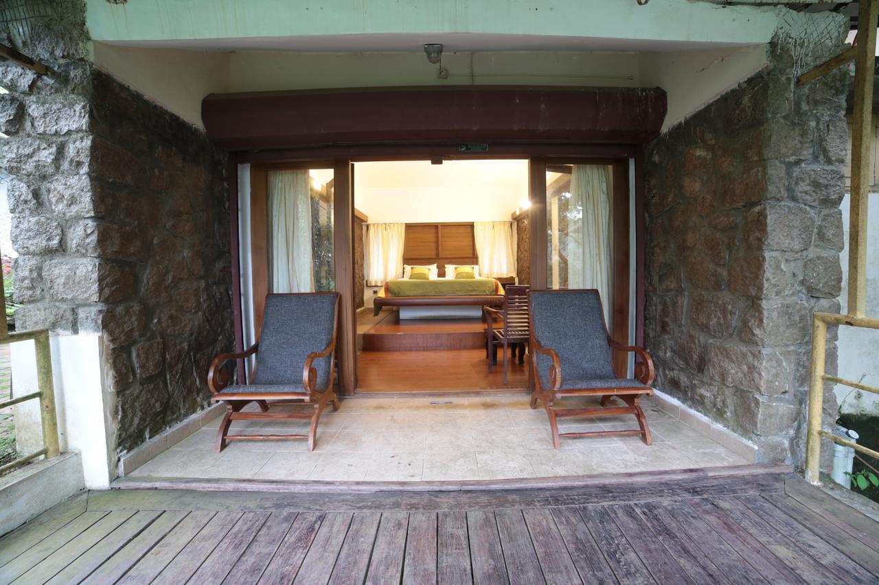Deep Woods Resort