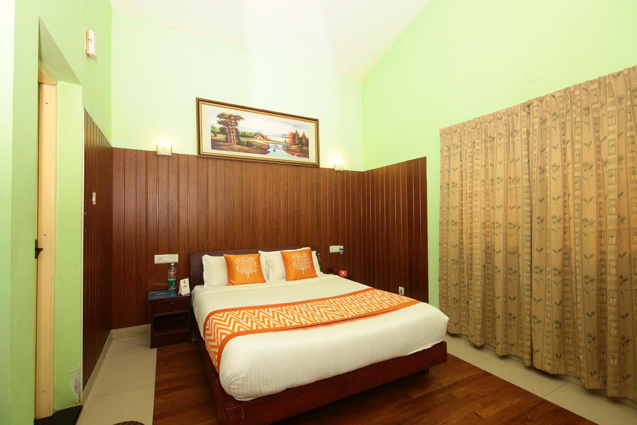 Oyo 4651 Woodpecker Hotel Munnar