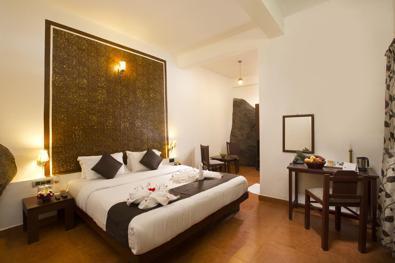 Resort Madhumanthra -