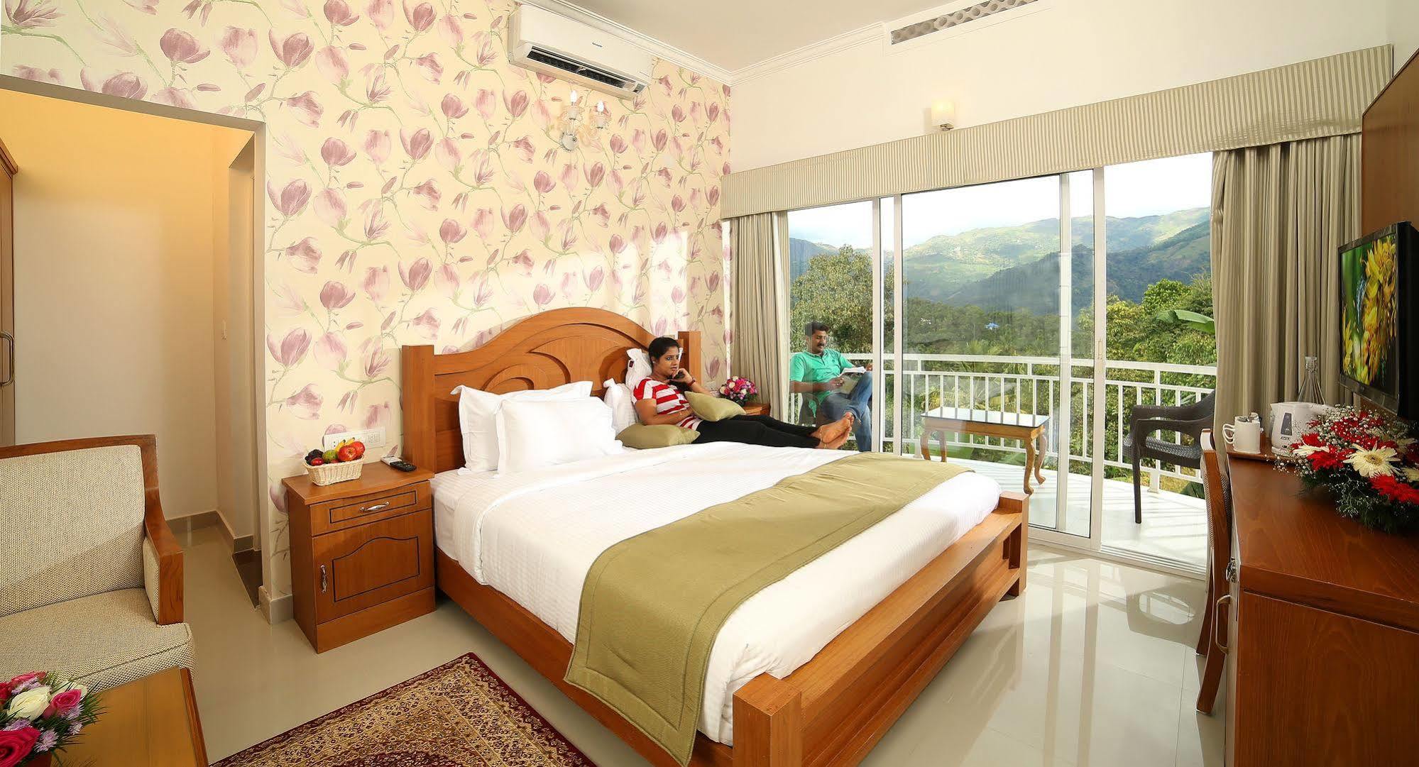 Resort The Fog Munnar