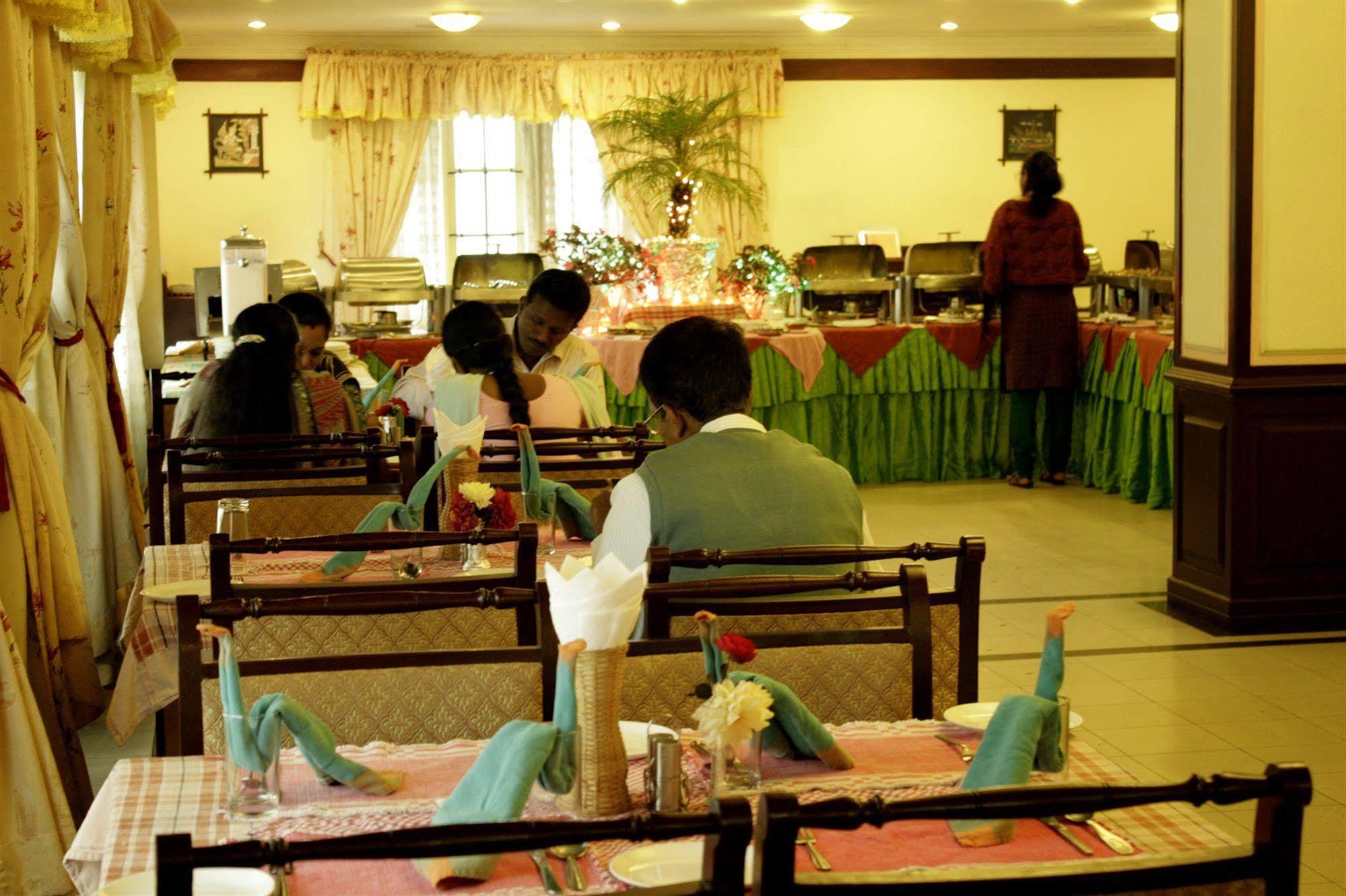 Eastend 3* Munnar