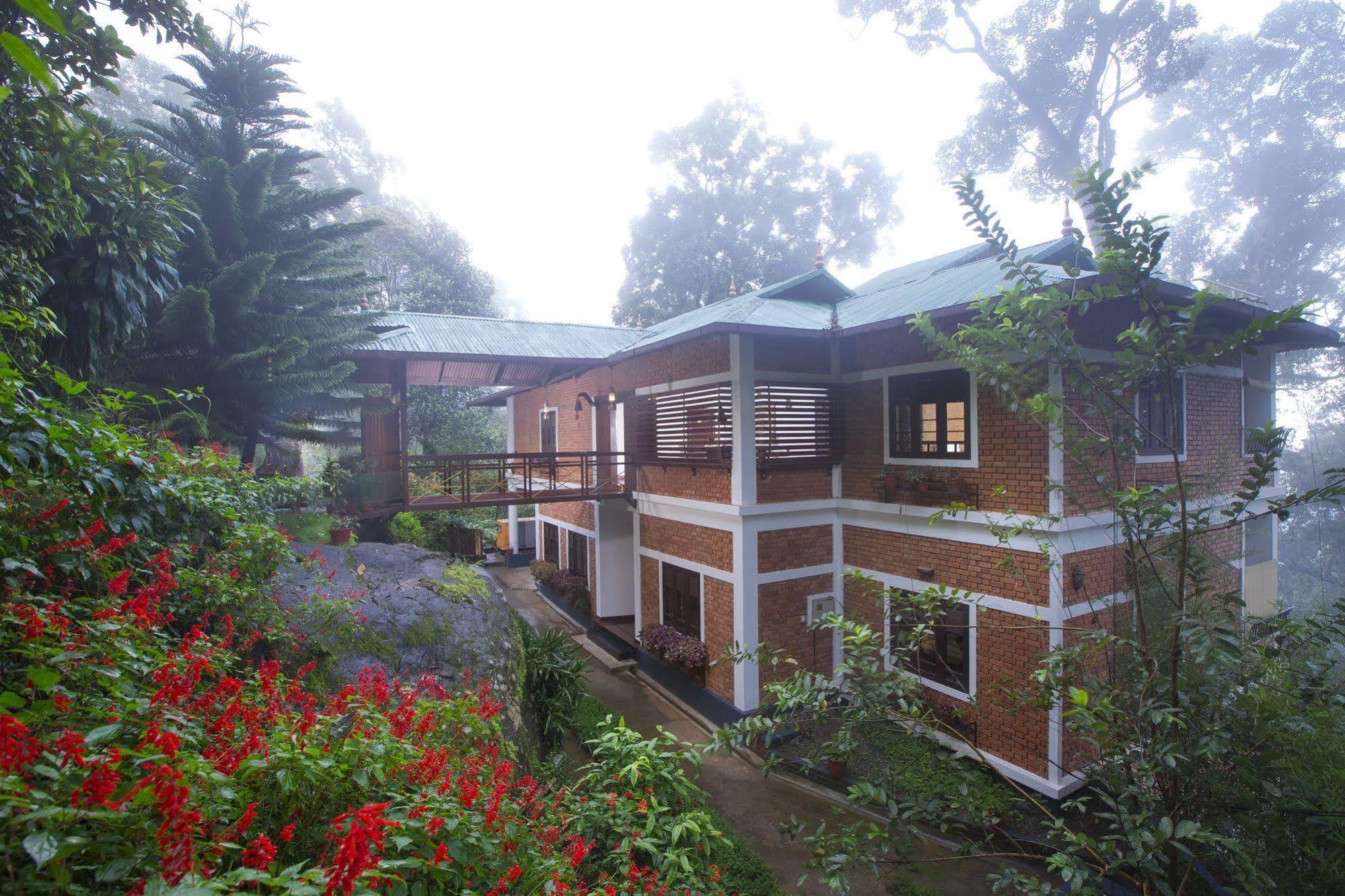 Resort Madhumanthra -