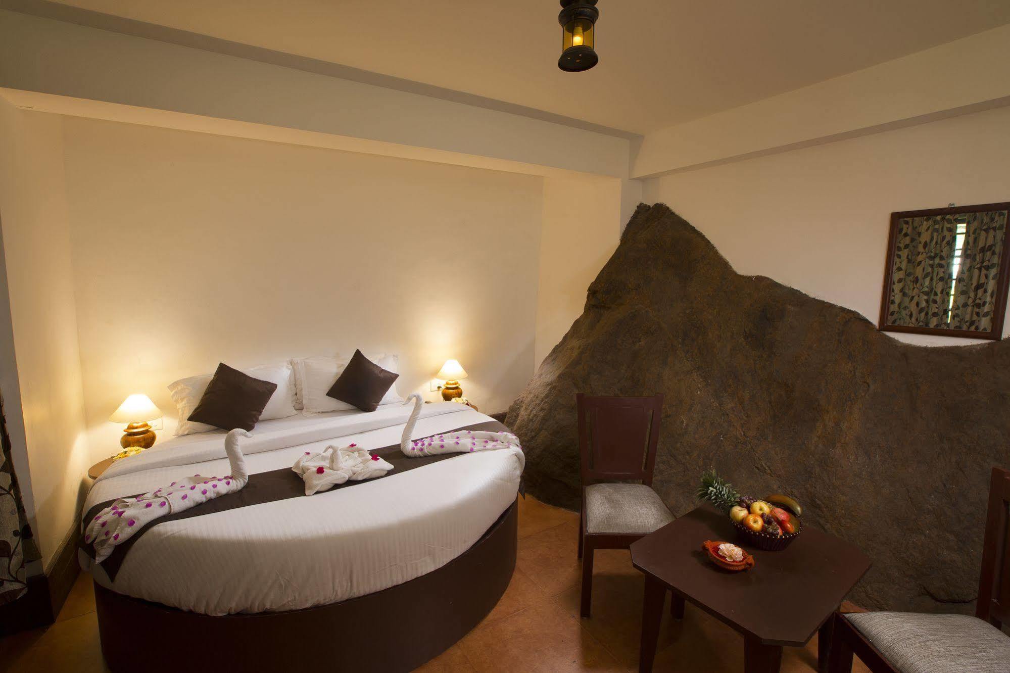 Resort Madhumanthra - Munnar
