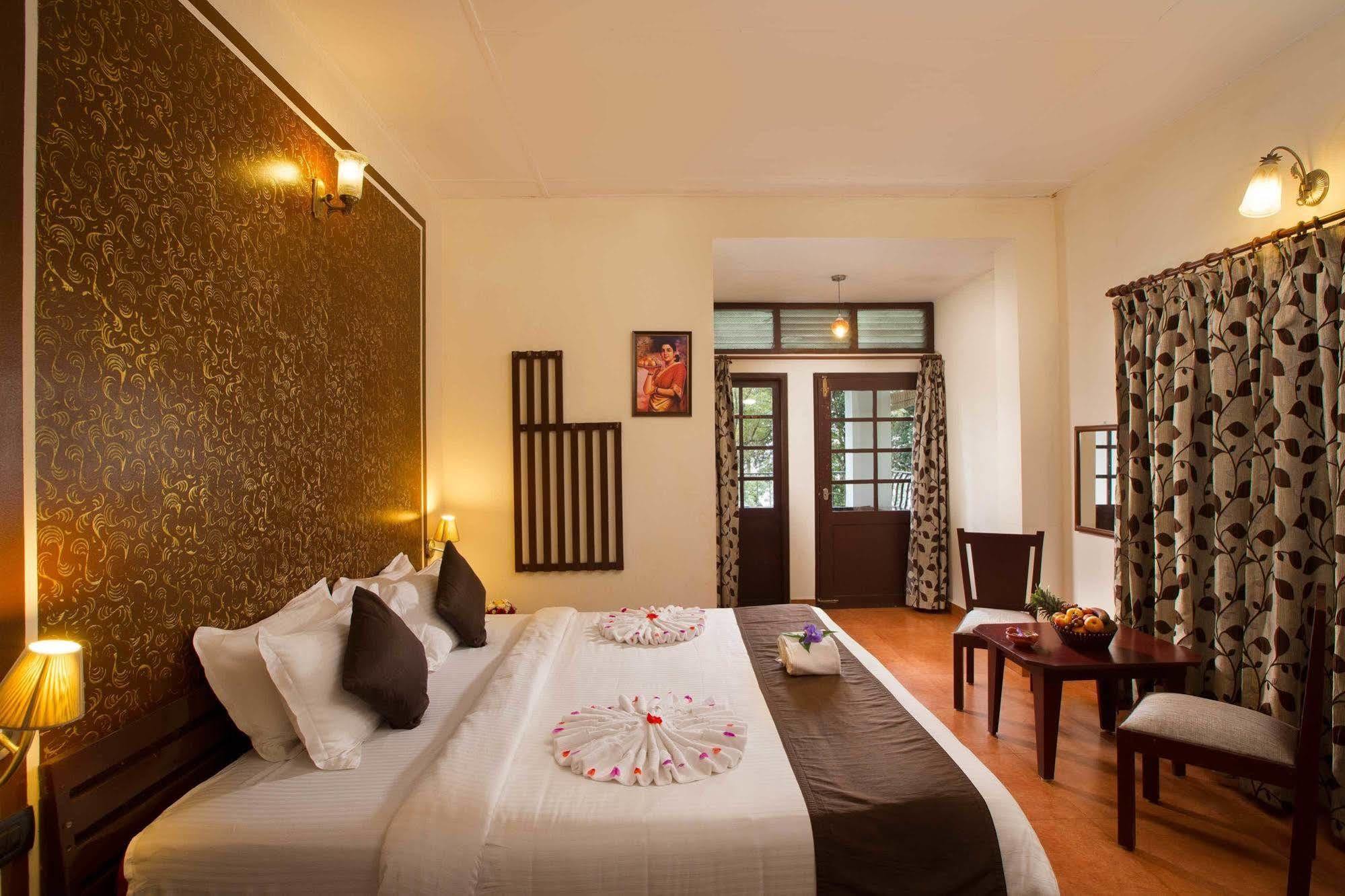 Resort Madhumanthra -