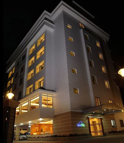Clouds Valley Hotel 4*