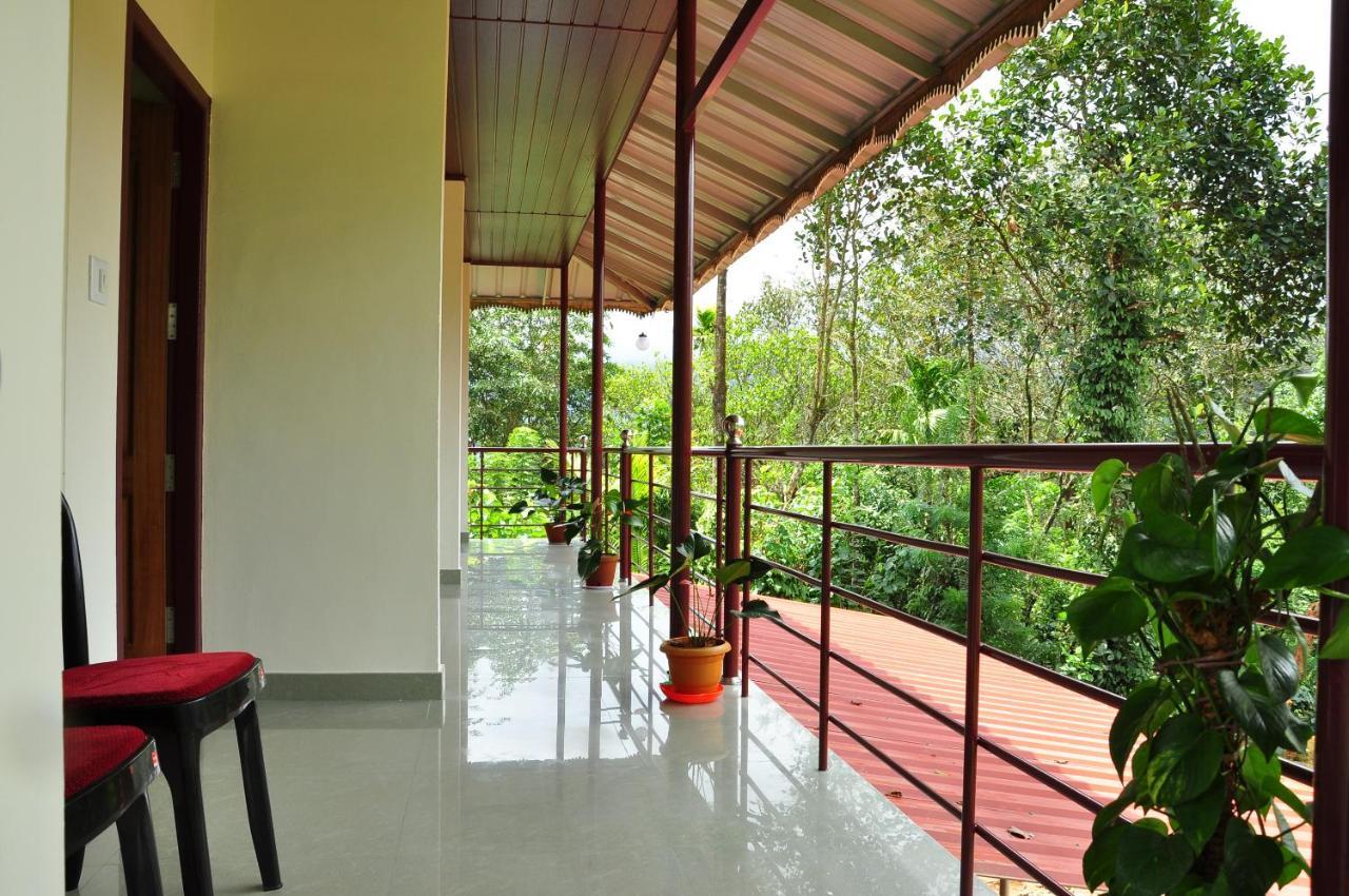 Lizmerrycasa Homestay Bed & Breakfast Munnar