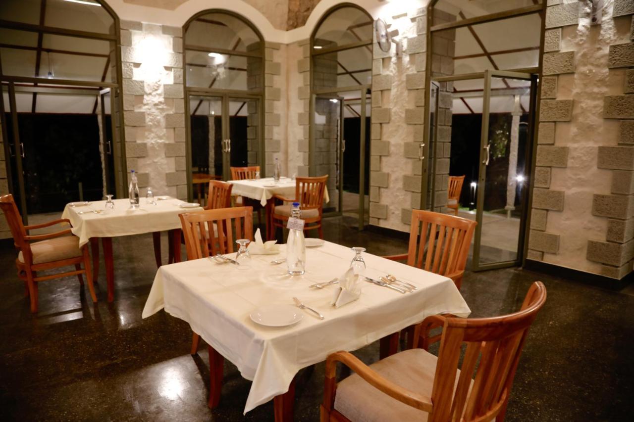 Hotel Spicetree Rajakumari *