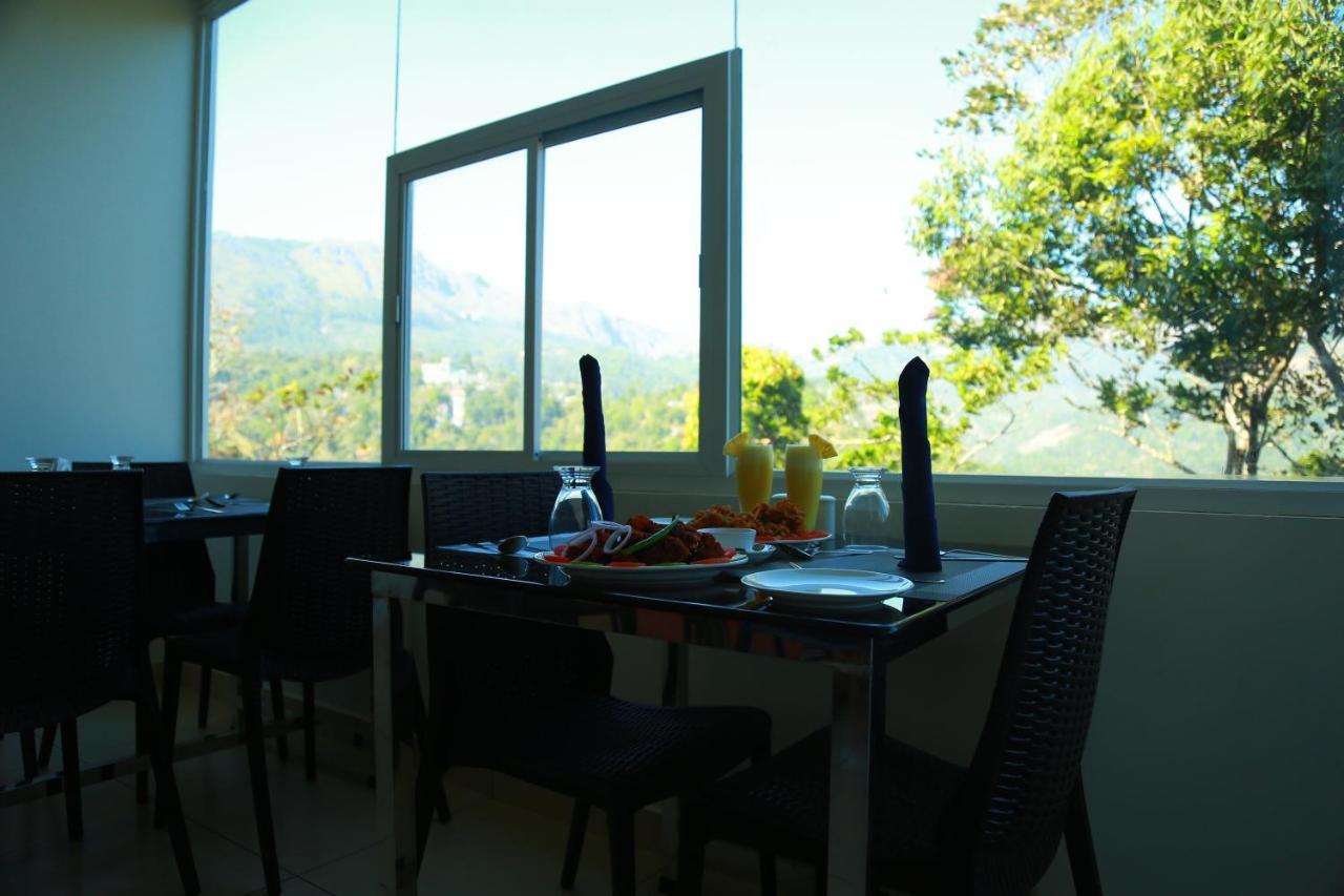 Hotel Palmtree Leaf, 3*
