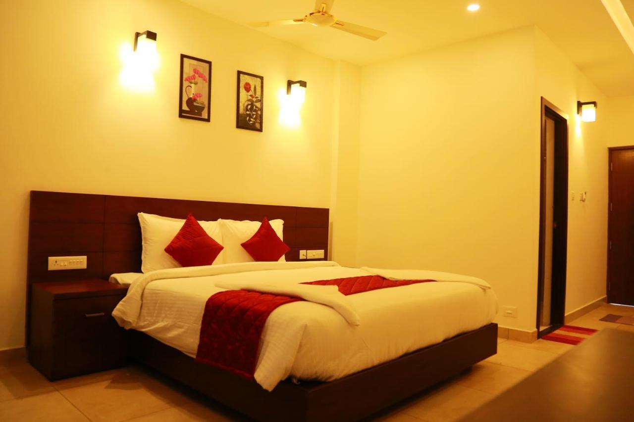 Hotel Palmtree Leaf, 3*