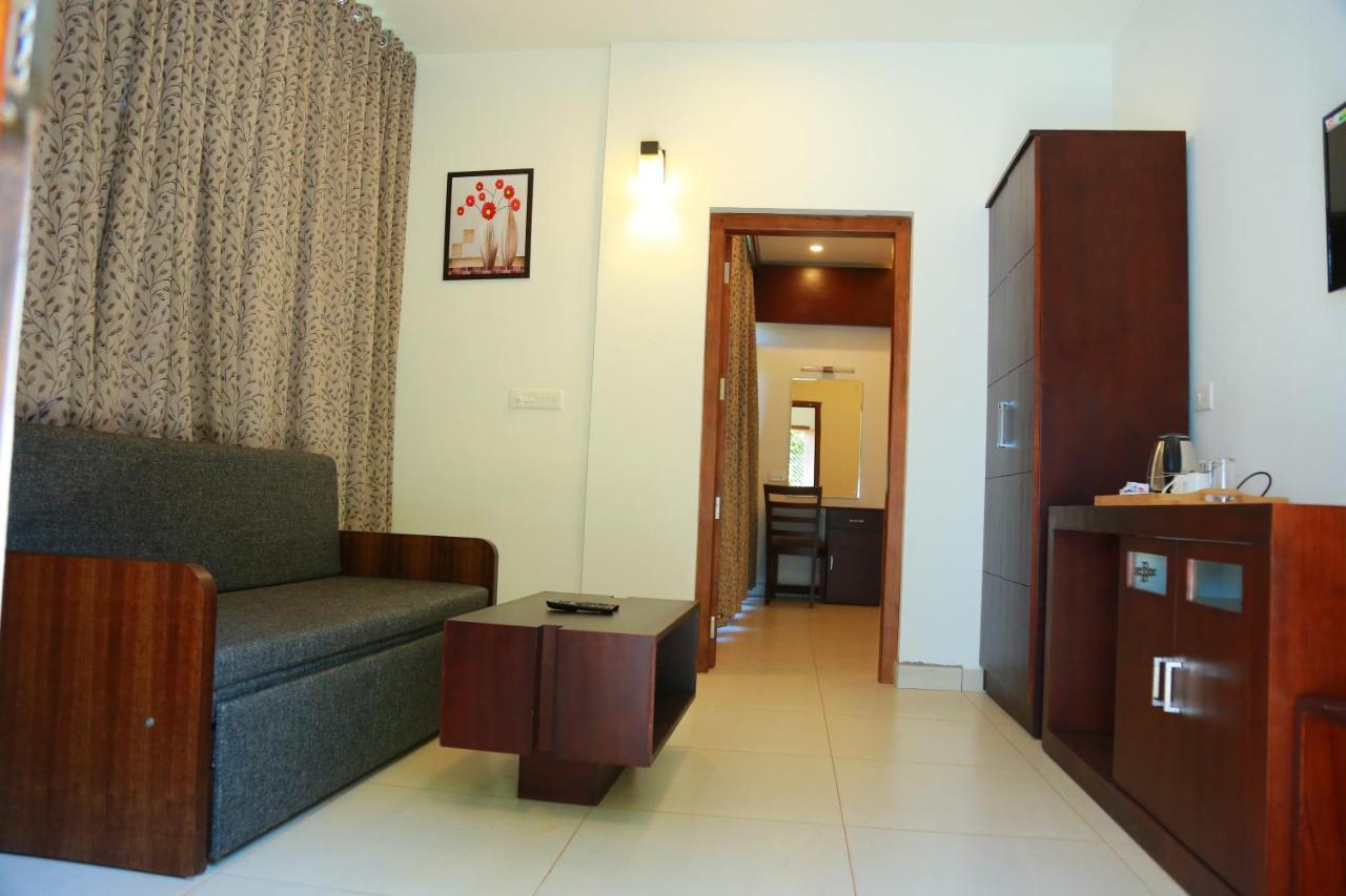 Palmtree Leaf, Hotel 3*