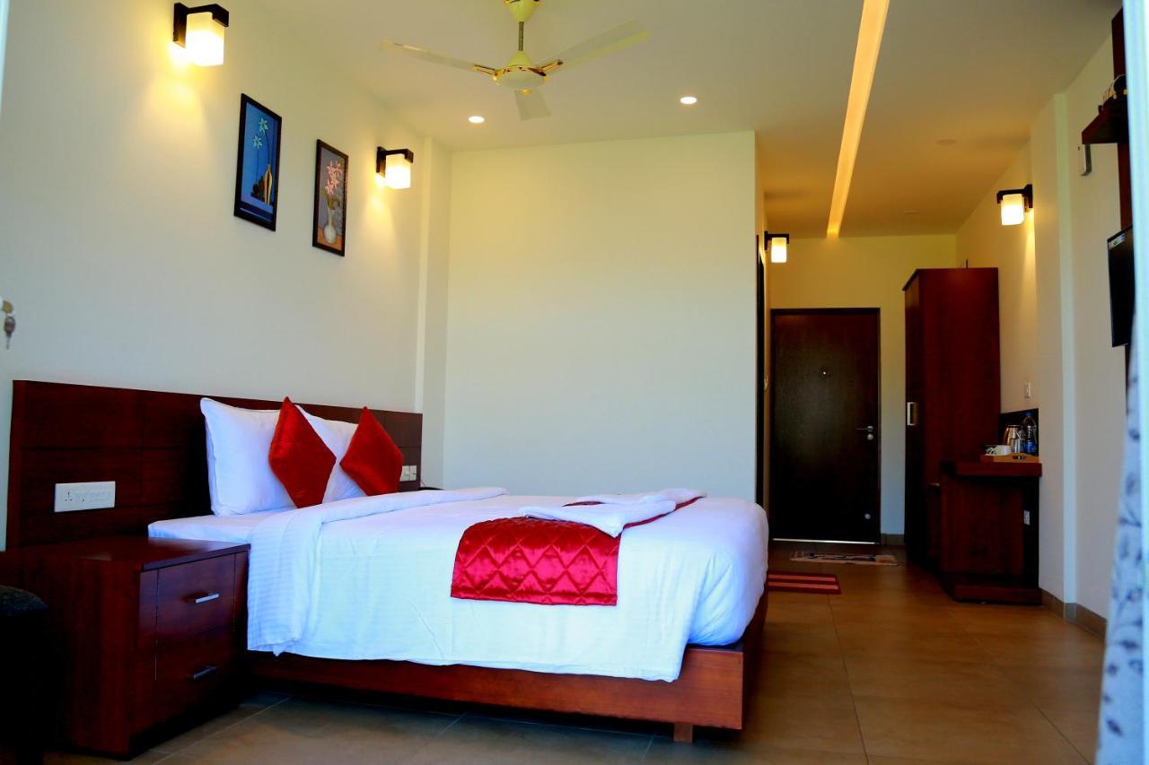 Hotel Palmtree Leaf, Munnar