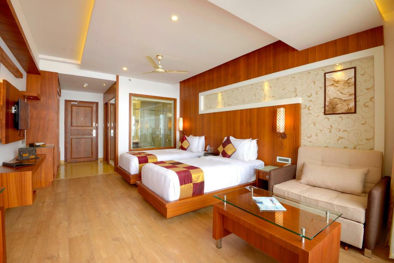 Hotel Amber Dale Luxury Hotel & Spa, Munnar 5*