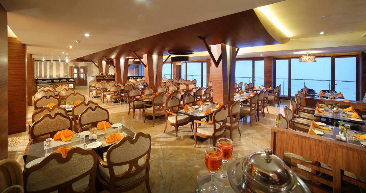 Amber Dale Luxury Hotel & Spa, Munnar