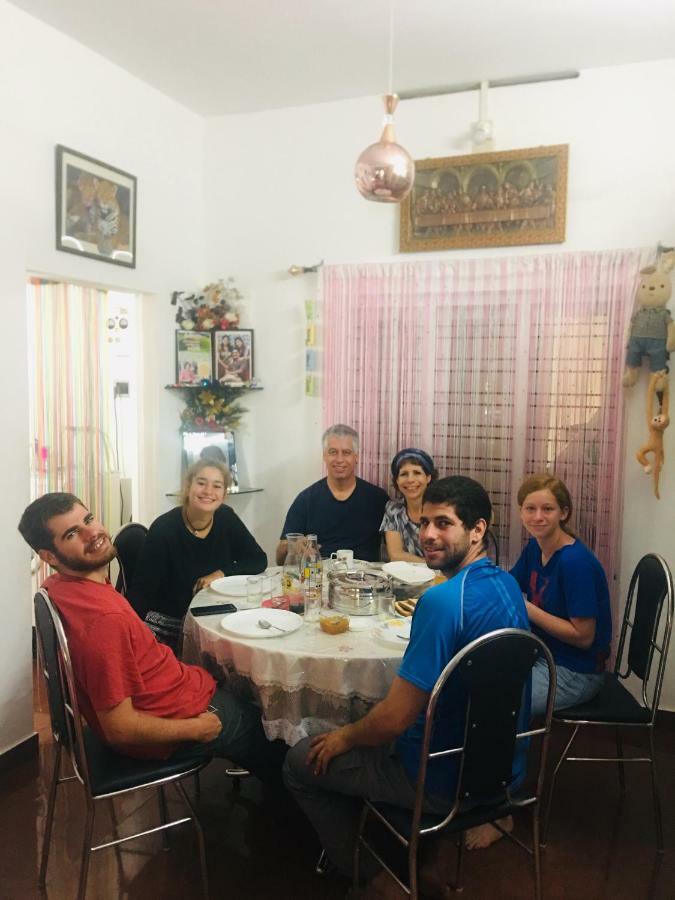 Bed & Breakfast Lizmerrycasa Homestay
