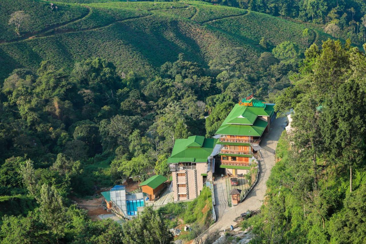 Grand Valley Resort 5*