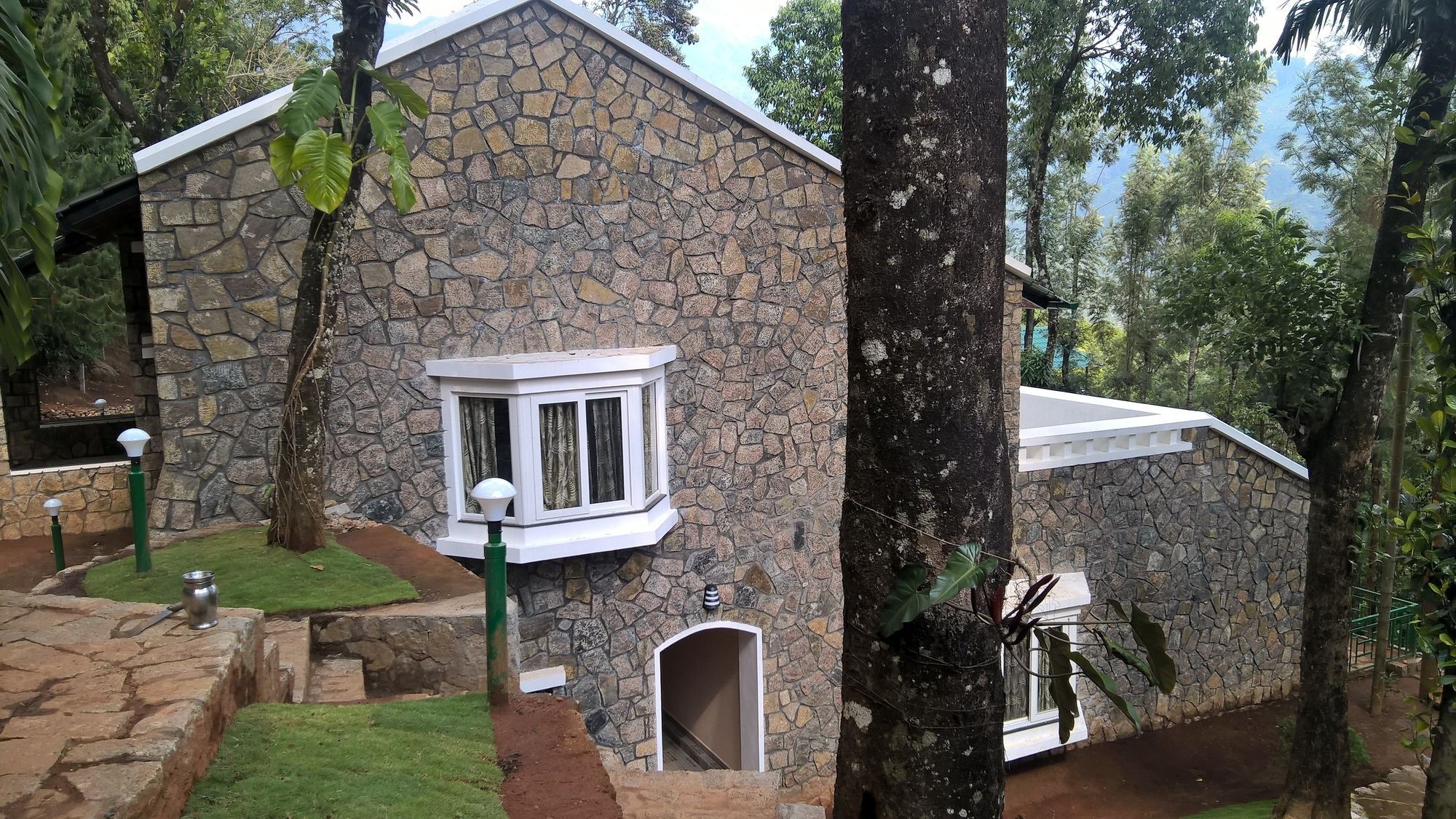 Sitaram Mountain Retreat Resort 4*