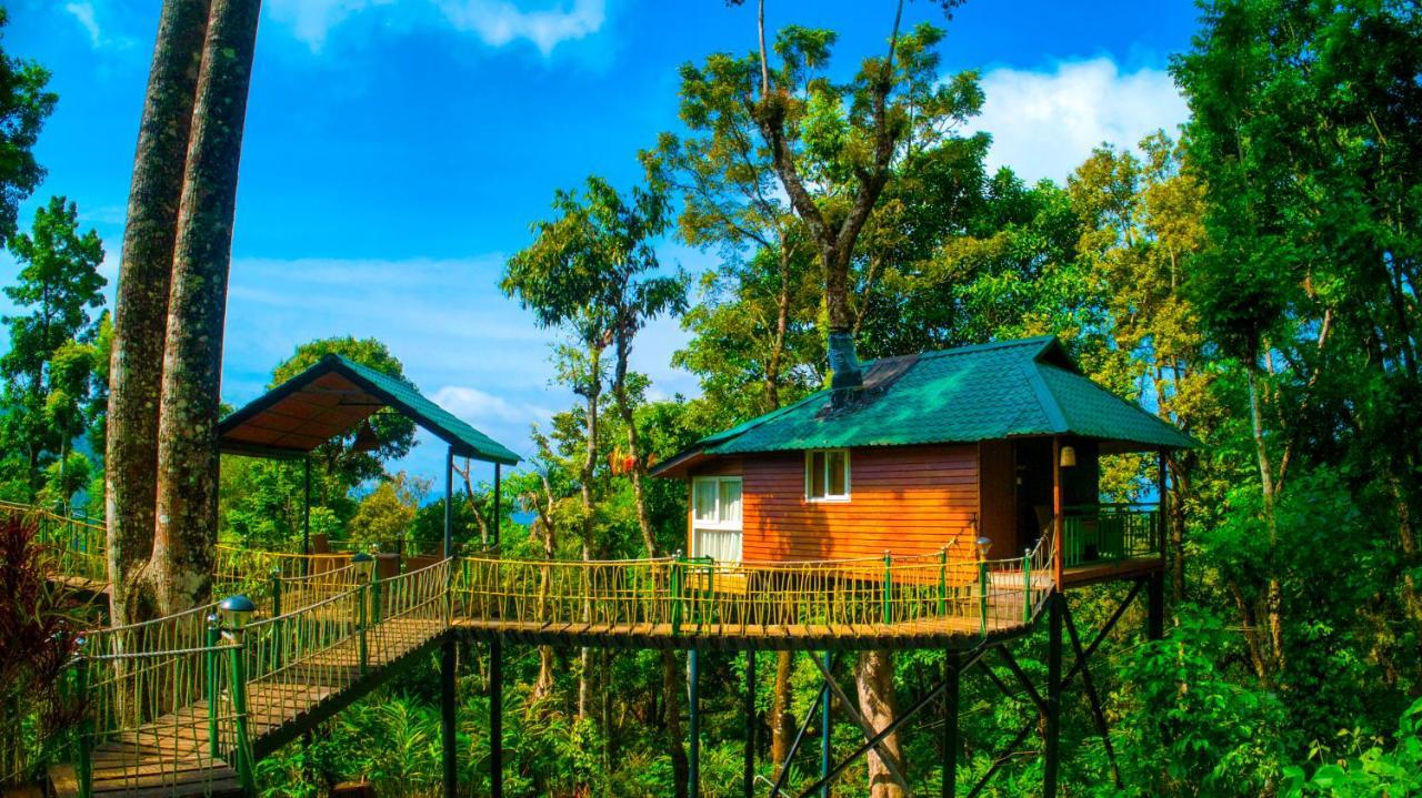 Sitaram Mountain Retreat Resort 4*