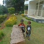 The Cliff Resort, Munnar