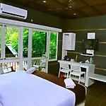 Santhi Hill View Resort