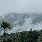 Nandana\'S Residency Munnar