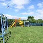 Pleasant Hill Resort