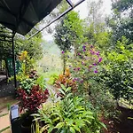 Fab Valley Homestay
