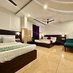 Skylark Holidays Munnar