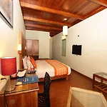 Sn Hotel