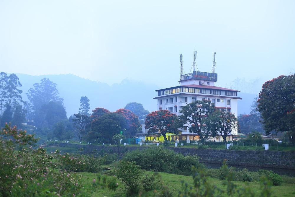 Westwood Riverside 3* Munnar
