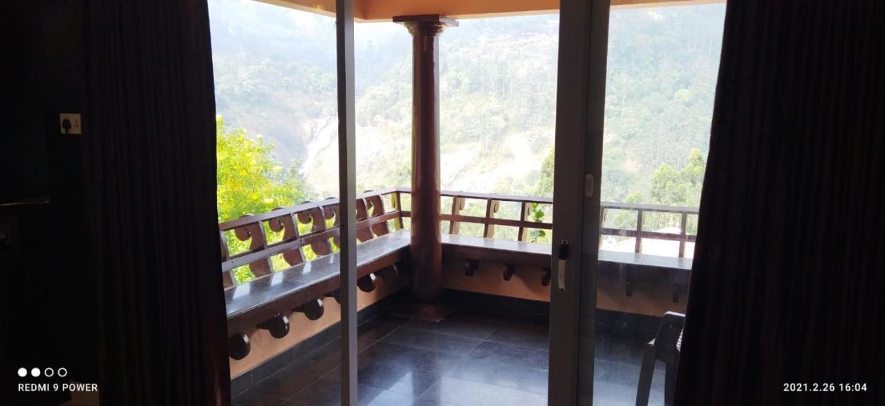 Aranyaka Resort 3*