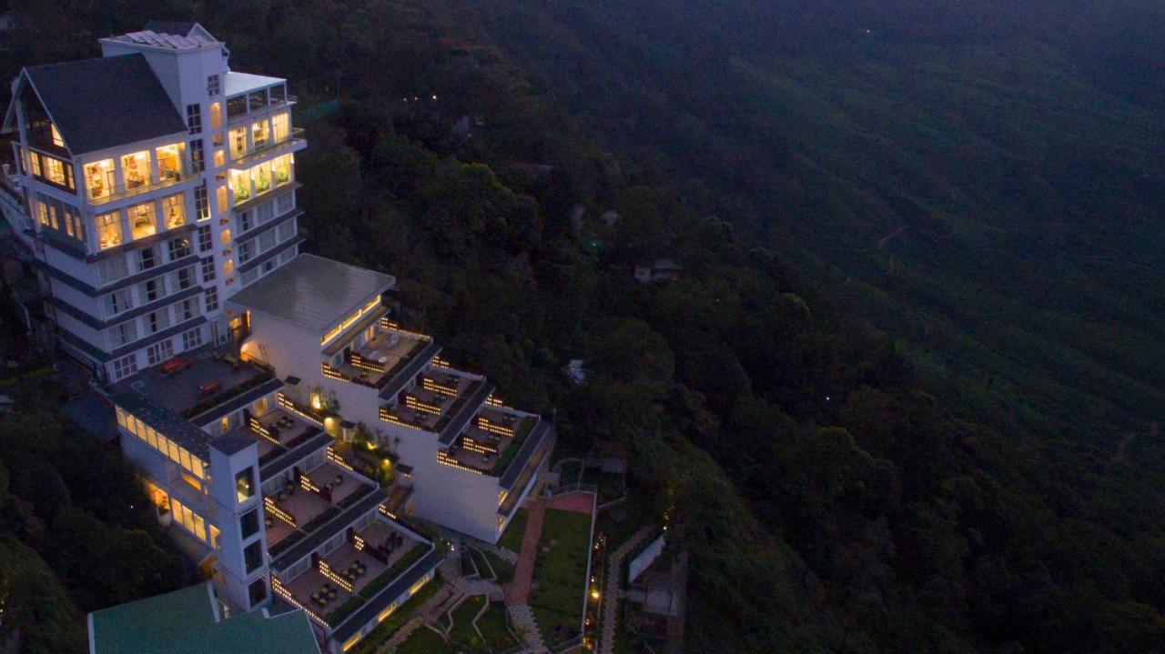 Fragrant Nature Hotel 5*