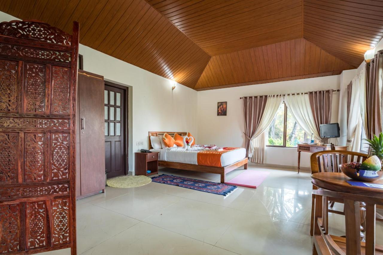 Resort Violet Woods