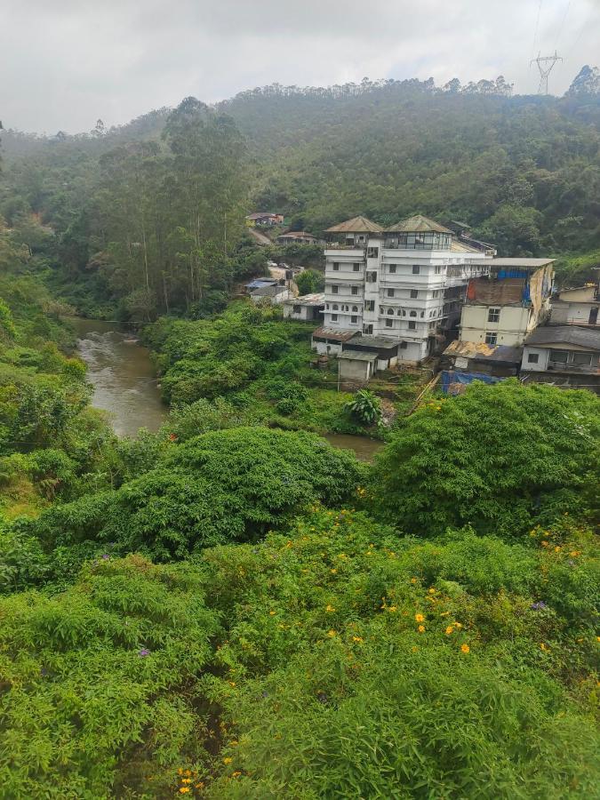 Emerald Hotel Munnar