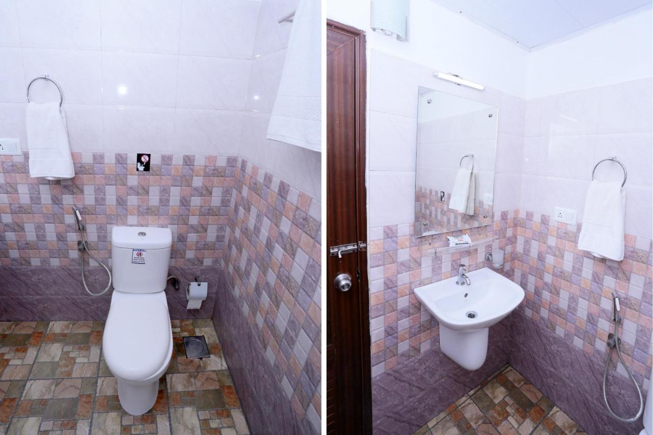 Oyo 24816 Days Hotel