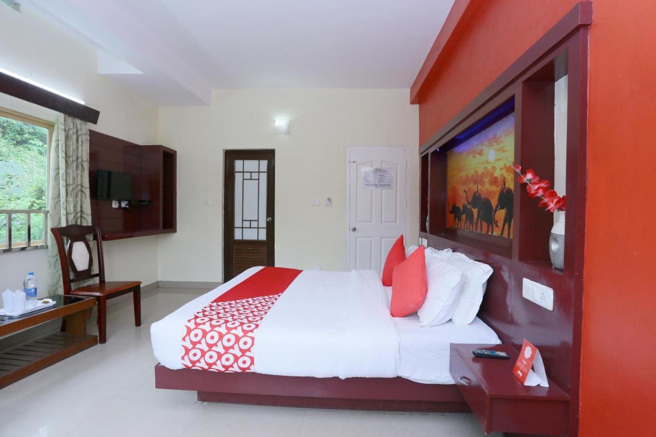Oyo 24816 Days Hotel