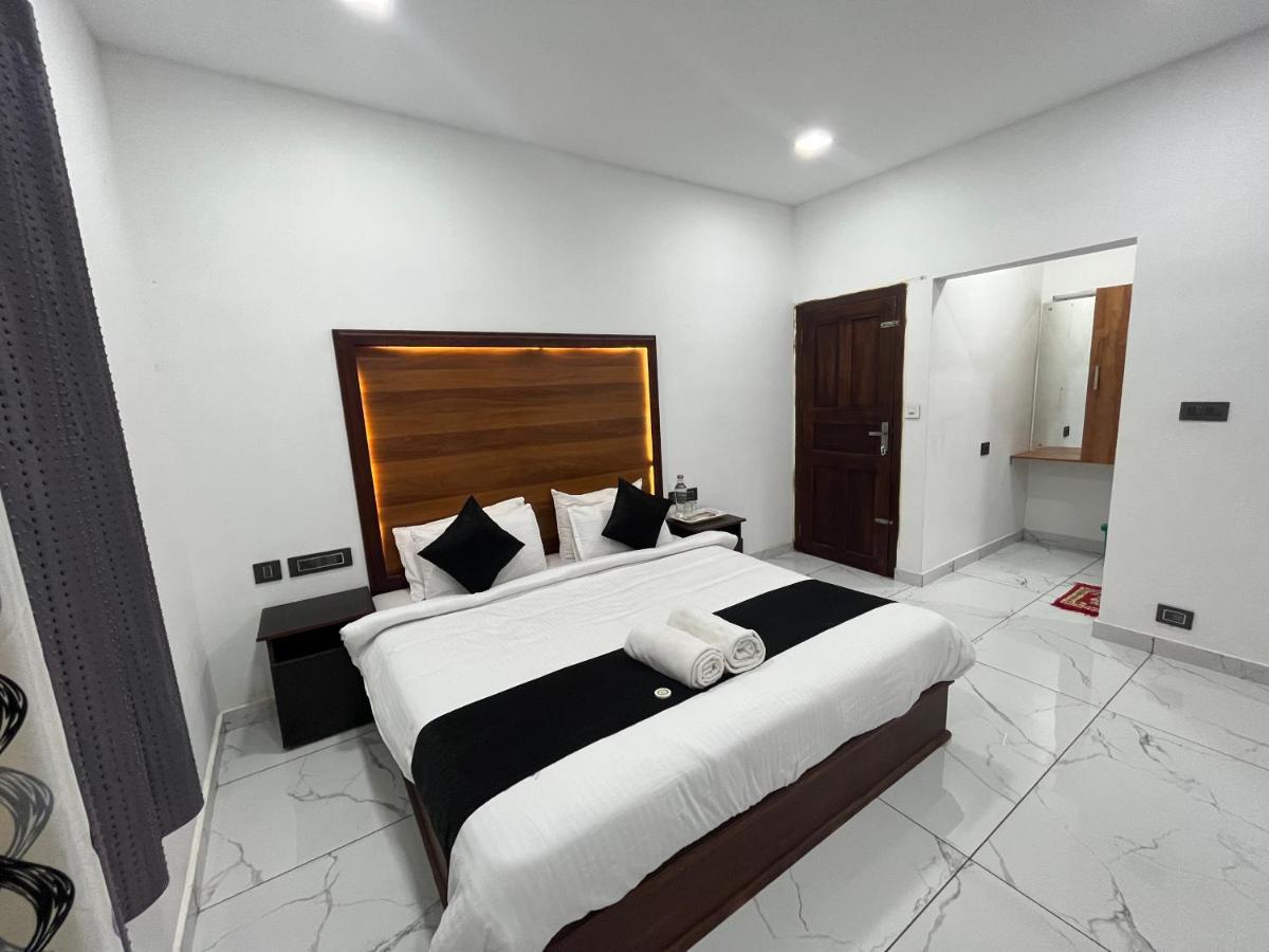 The Mountcourt * Munnar