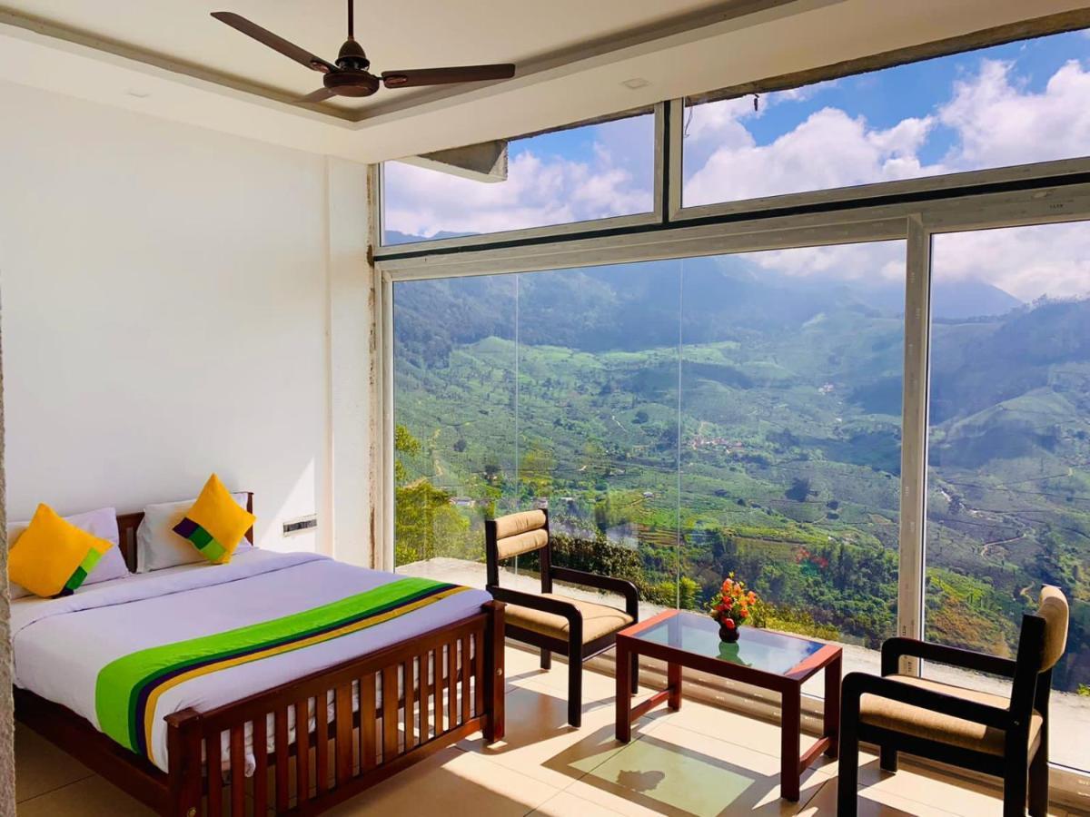Five Bedroom Villa *