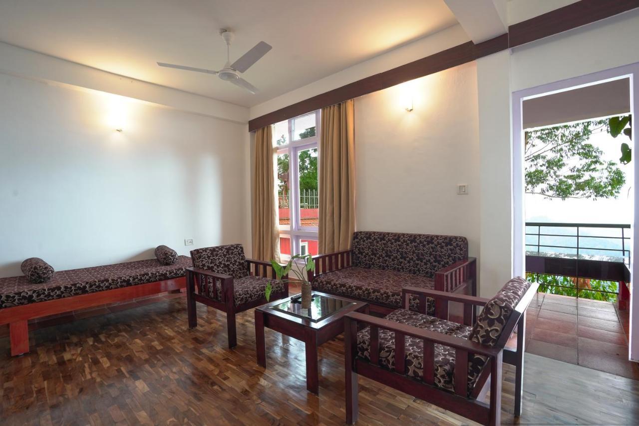 Tea Valley Resort, Resort