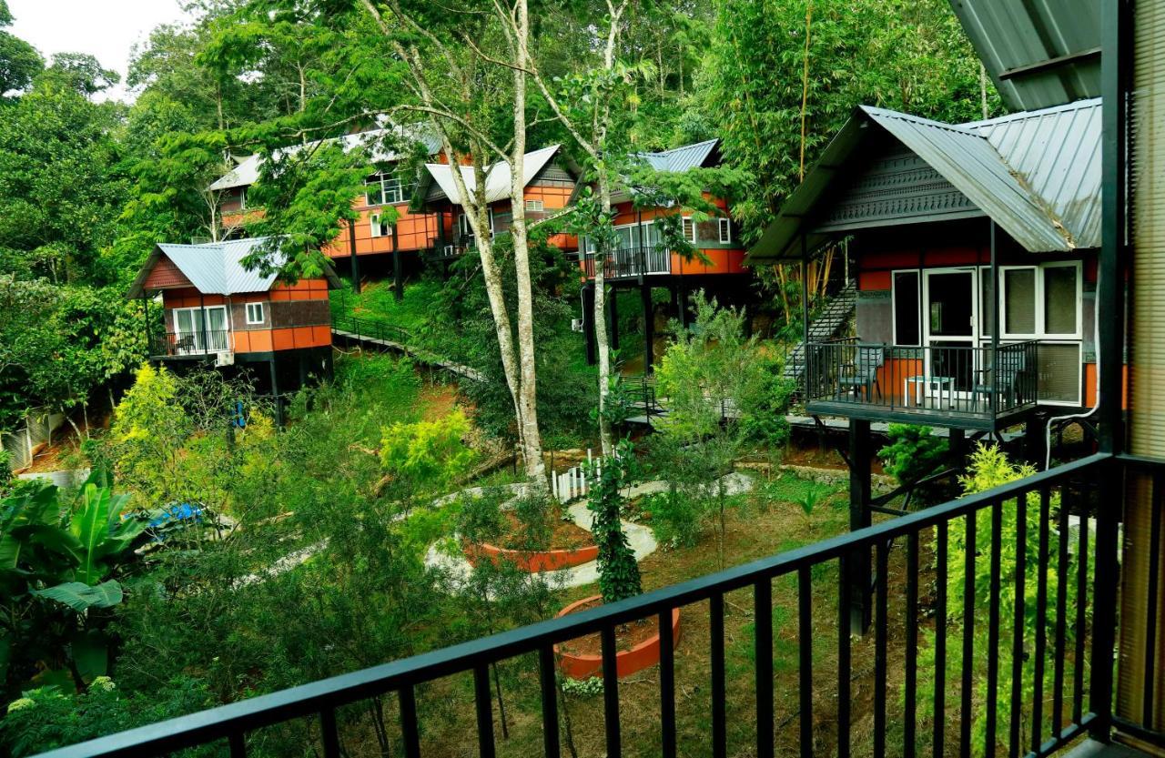 Santhi Hill View Hotel