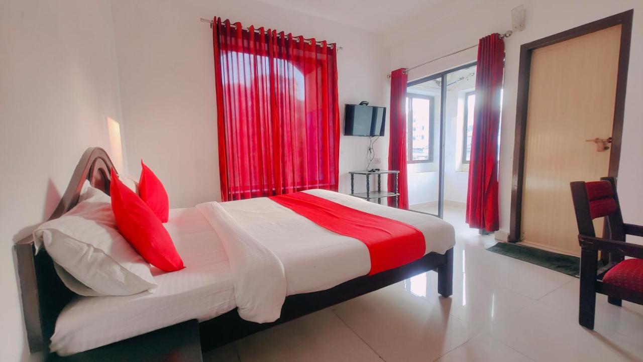Lumino Karthika Hotel Munnar