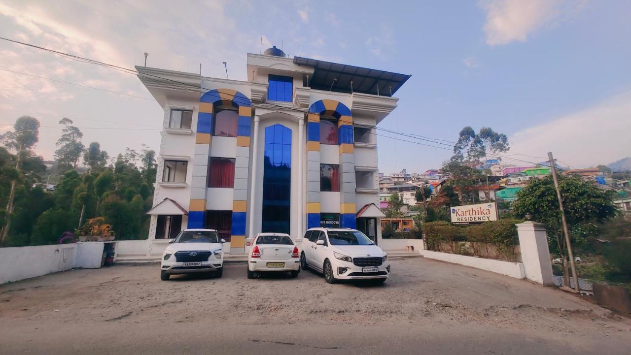 Hotel Lumino Karthika