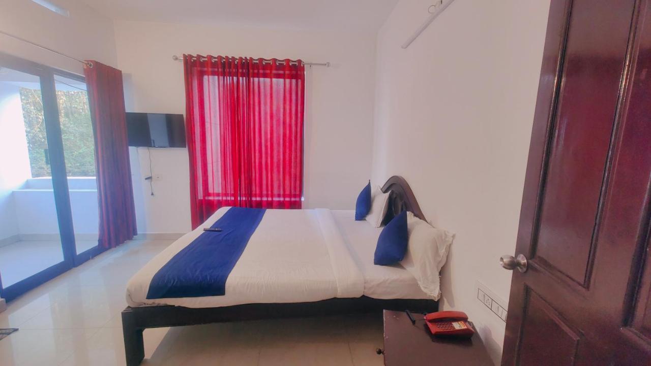 Lumino Karthika Hotel Munnar