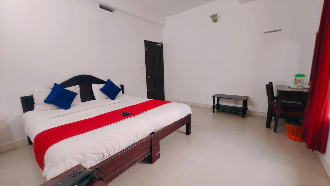 Lumino Karthika Hotel