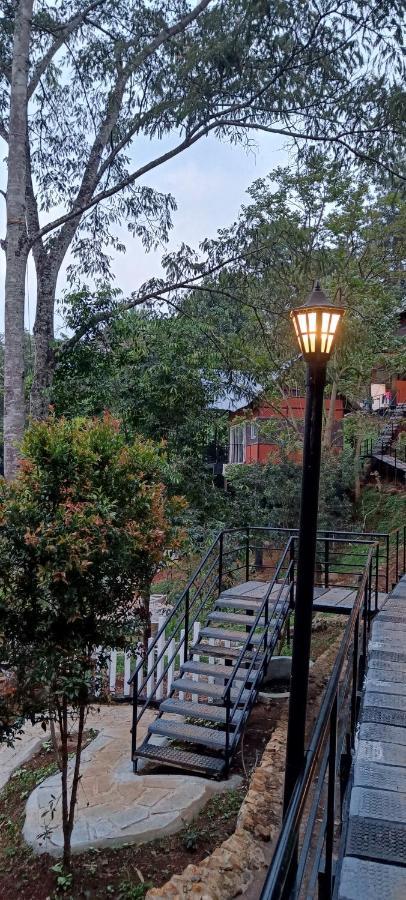 Santhi Hill View Hotel
