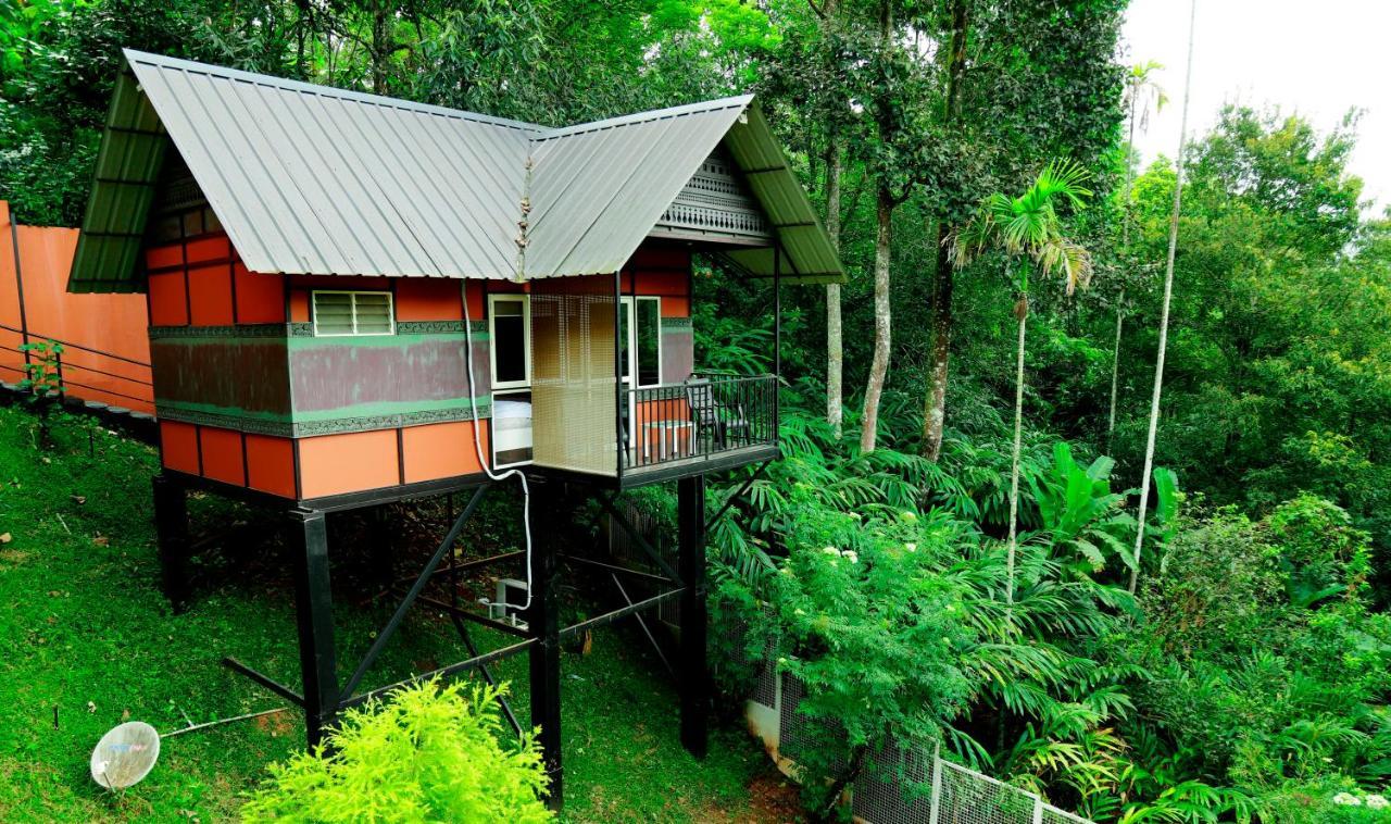 Hotel Santhi Hill View 3*