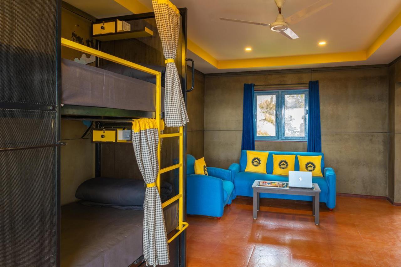 Hostel The *