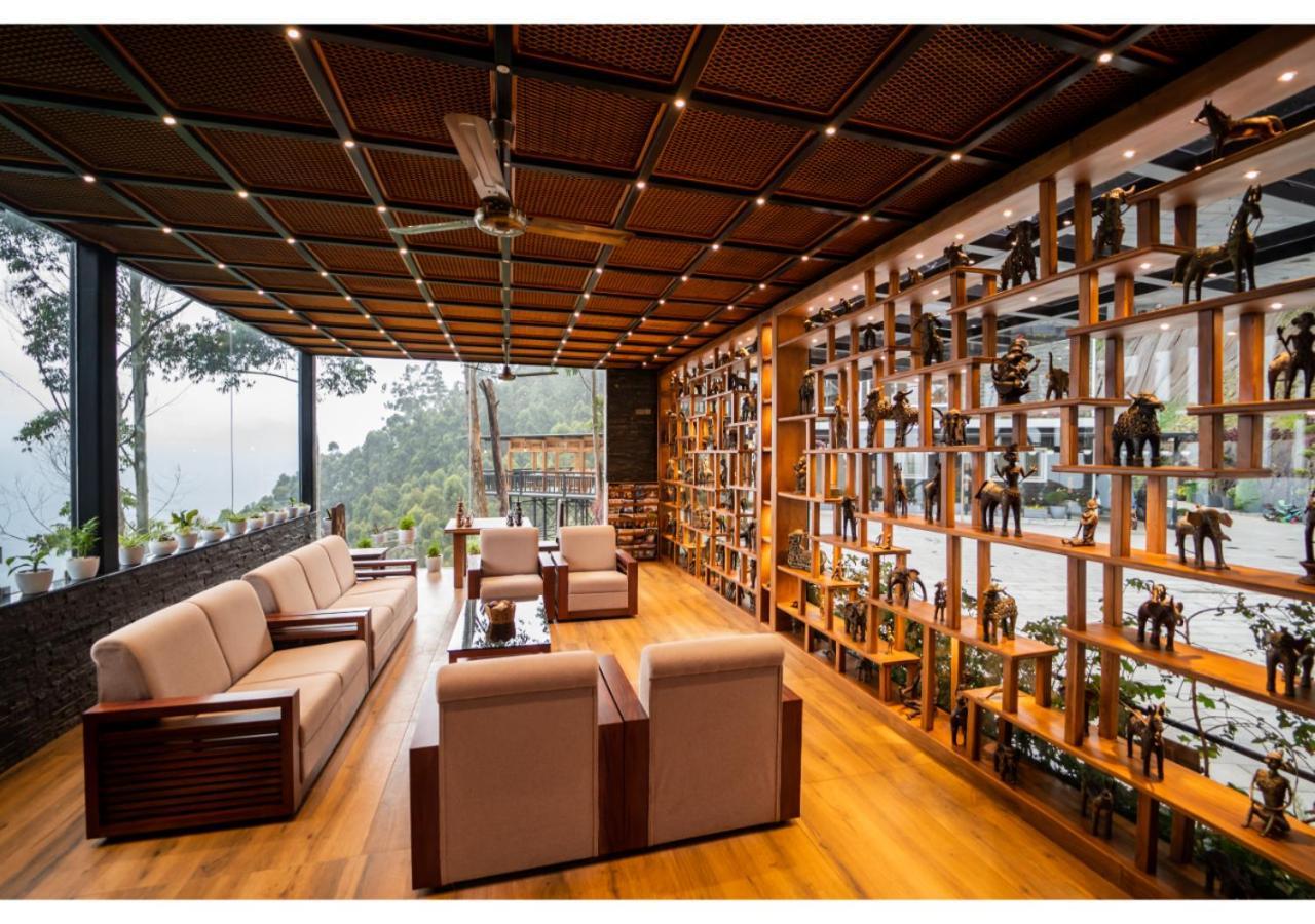 Chandys Drizzle Drops - Station Resort Munnar
