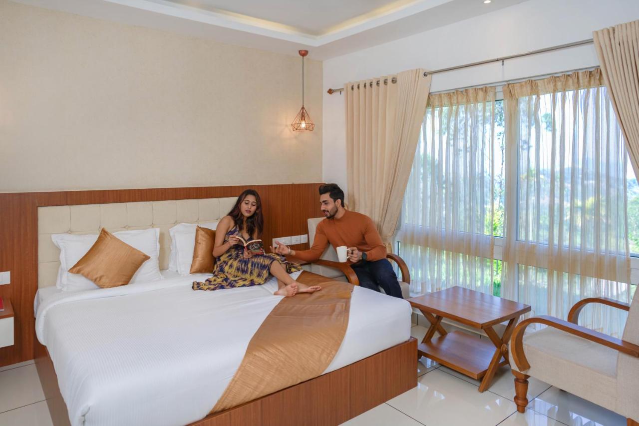 Sprise And 5* Munnar