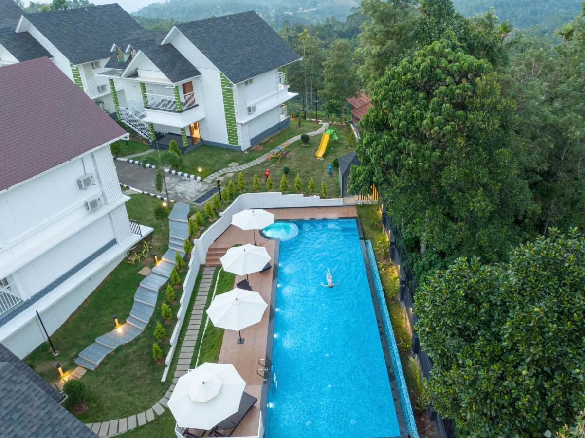 Sprise And 5* Munnar