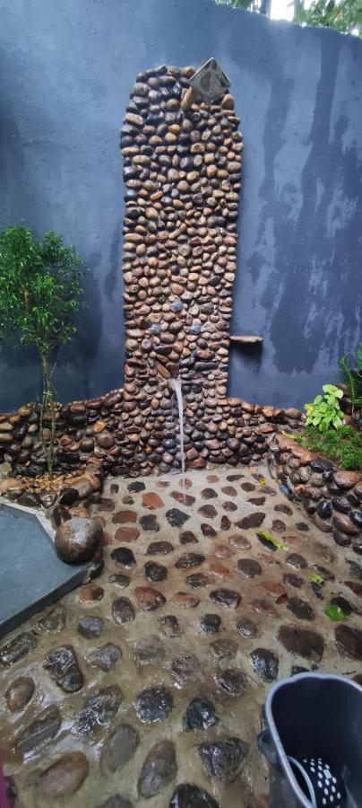 Fab - Bamboo Hut With Open Shower *